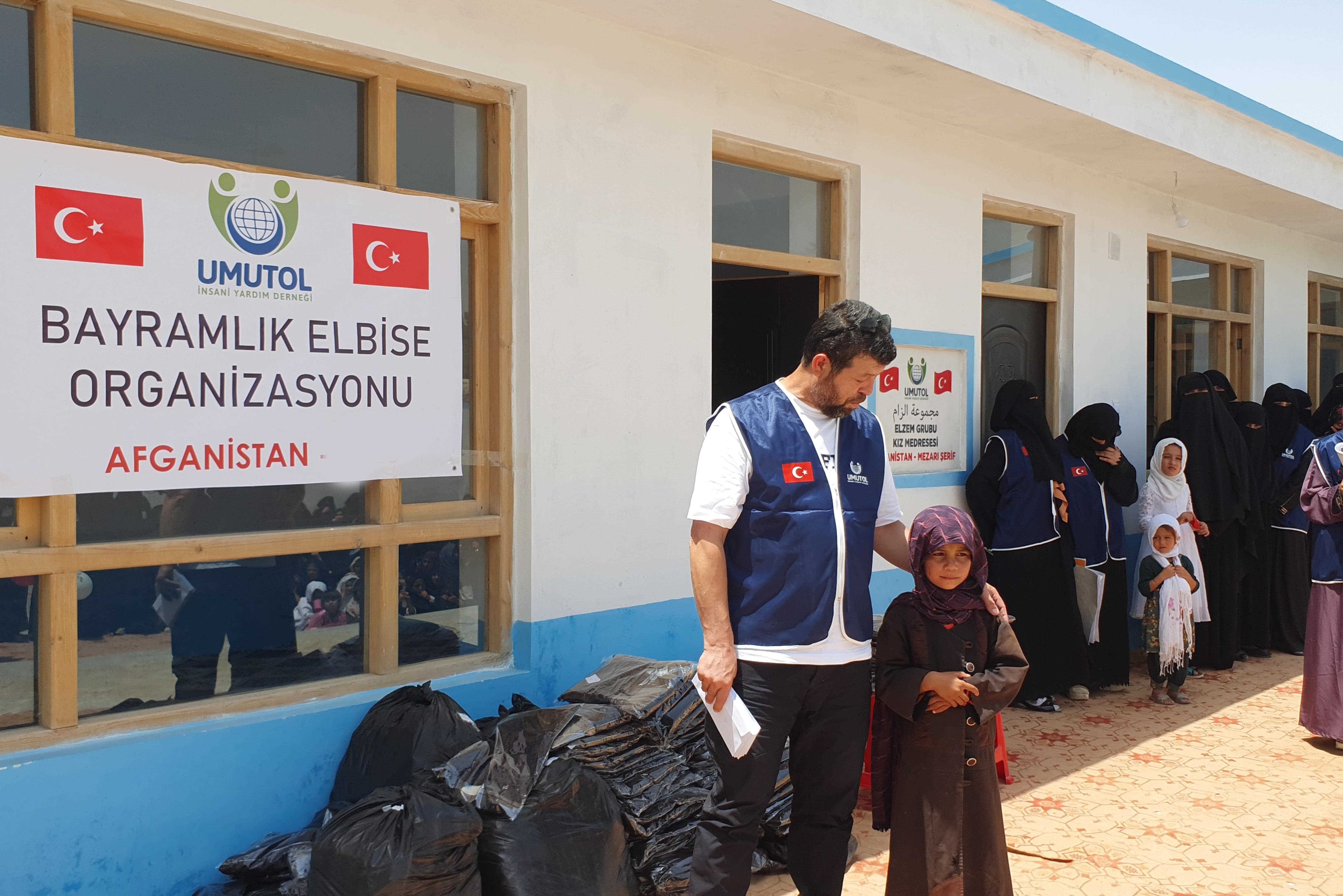 umut-ol-dernegi-afganistan-okul-yardimi.jpg