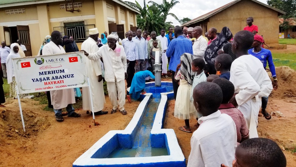 Umut Ol Uluslararası İnsani Yardım Derneği Afrika'da 5 Su Kuyusunun Açılışını Yaptı.