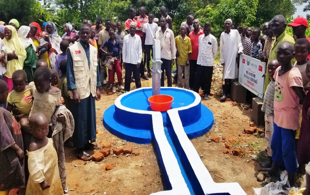 Umut Ol Uluslararası İnsani Yardım Derneği Afrika'da 5 Su Kuyusunun Açılışını Yaptı.