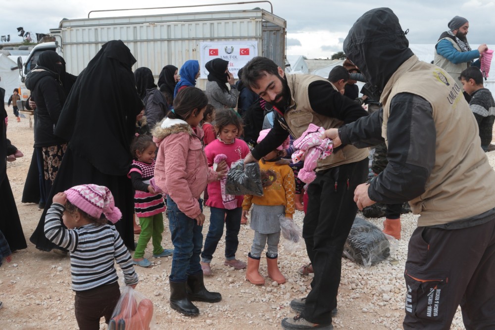 Umut Ol İnsani Yardım Derneği Suriye'nin İdlib Bölgesinde Yardım Çalışmalarına Devam Ediyor.